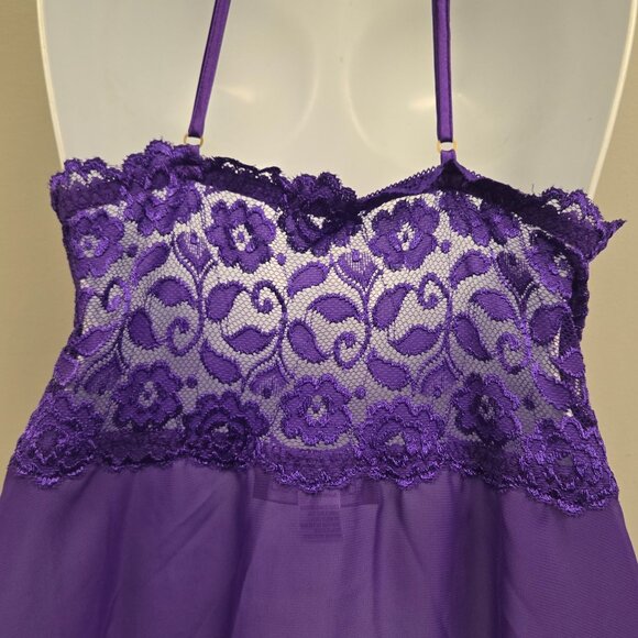 Cinema Etoile Seductivewear Purple Lace Sheer Robe and Chemise Set Medium - Picture 13 of 15